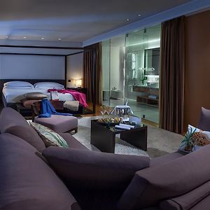 Suite met een Queen Size Bed